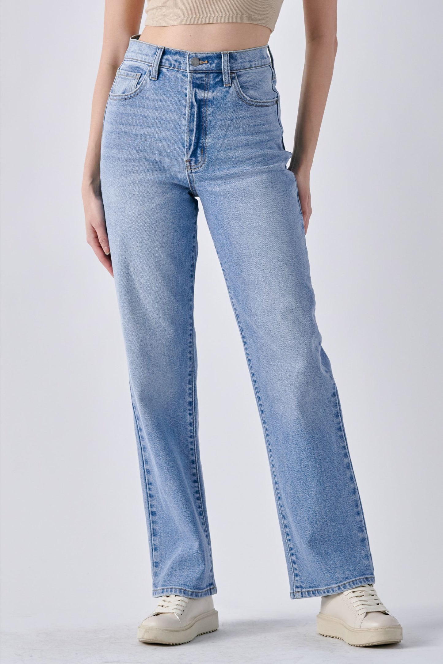 Neveah Jeans