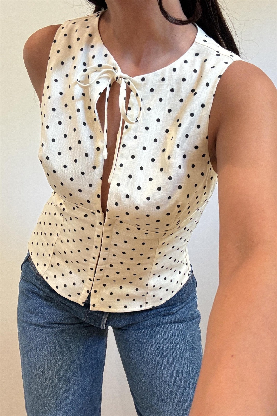 The Paris Dot Top